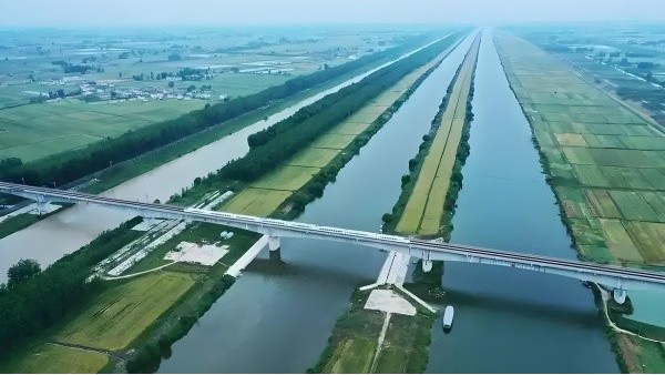 2c2b1f45-3a6c-42b4-9005-7429542f4d71 2c2b1f45-3a6c-42b4-9005-7429542f4d71